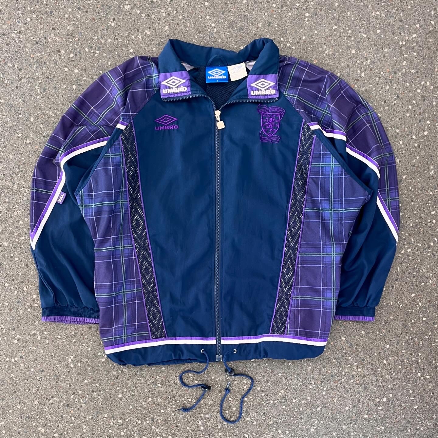 S vintage Scottish football association Umbro jacket