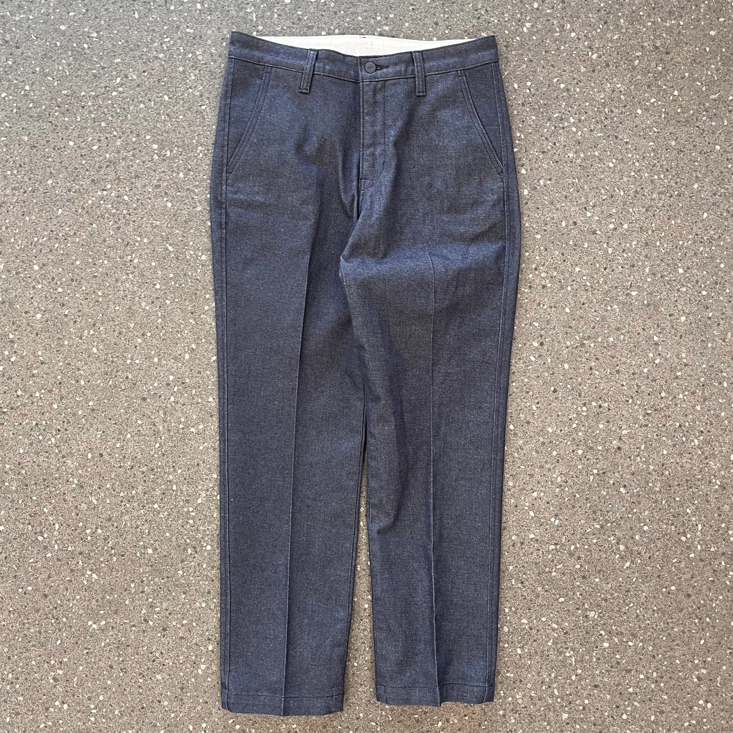 31” Levi’s chinos