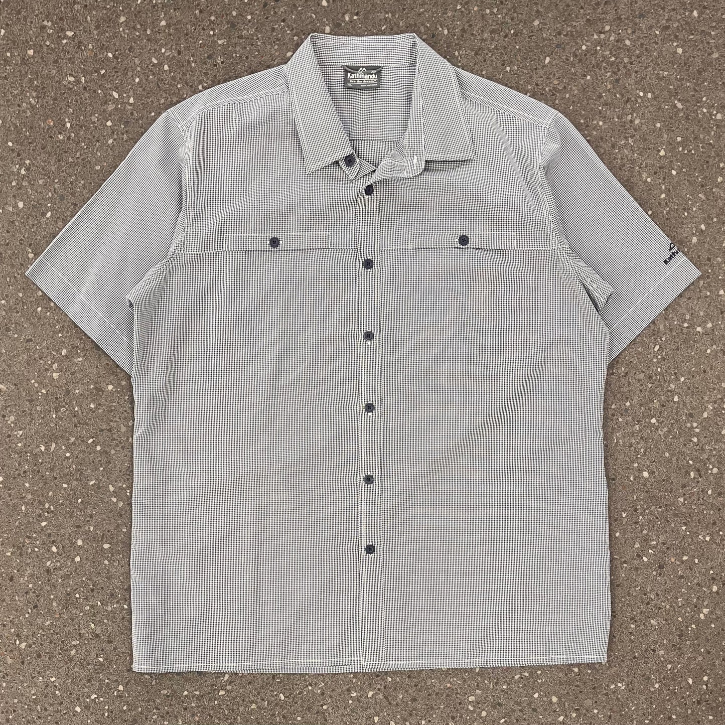 XL Kathmandu short sleeved button up shirt