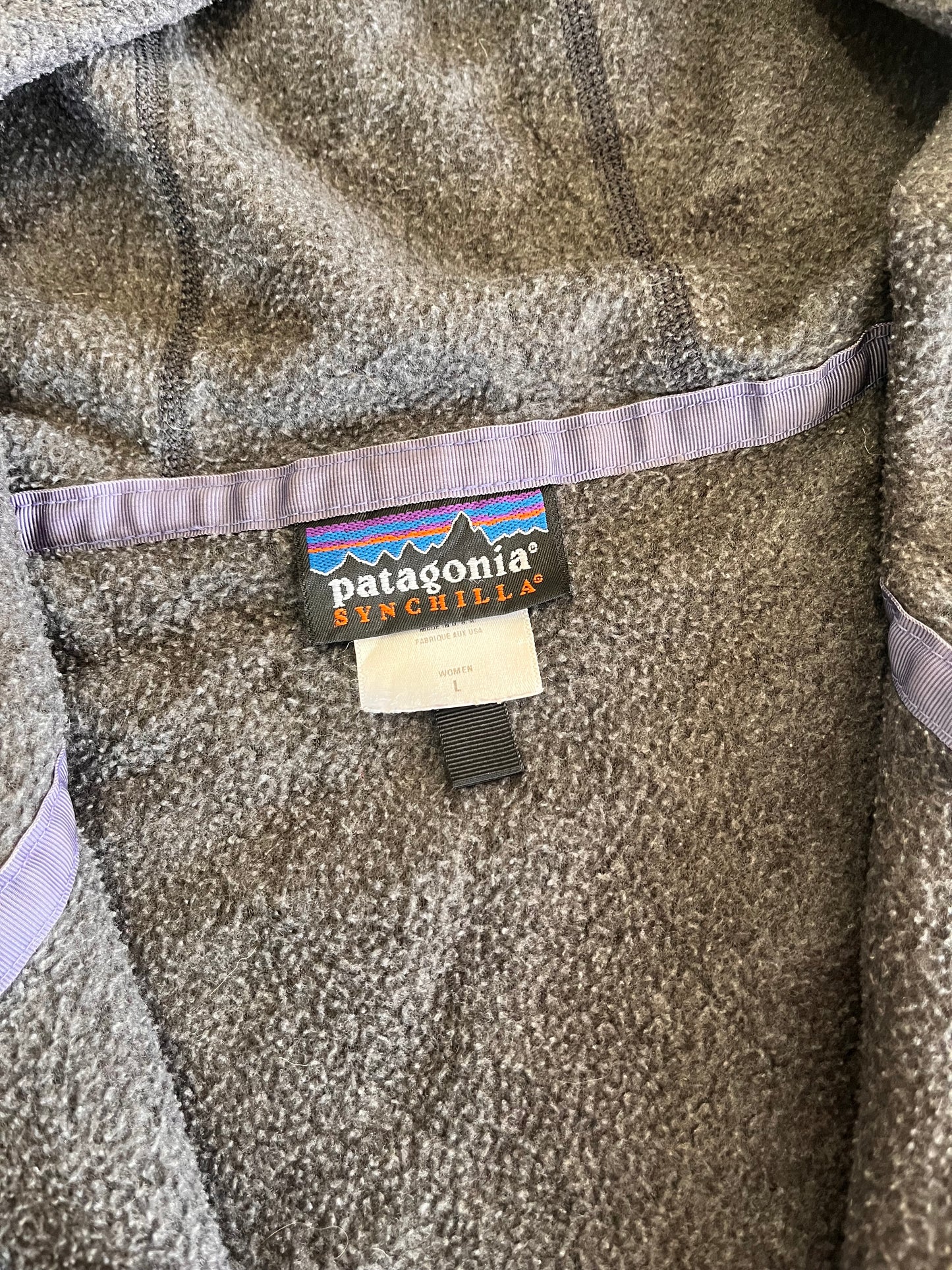 L women’s Patagonia fleece hoodie