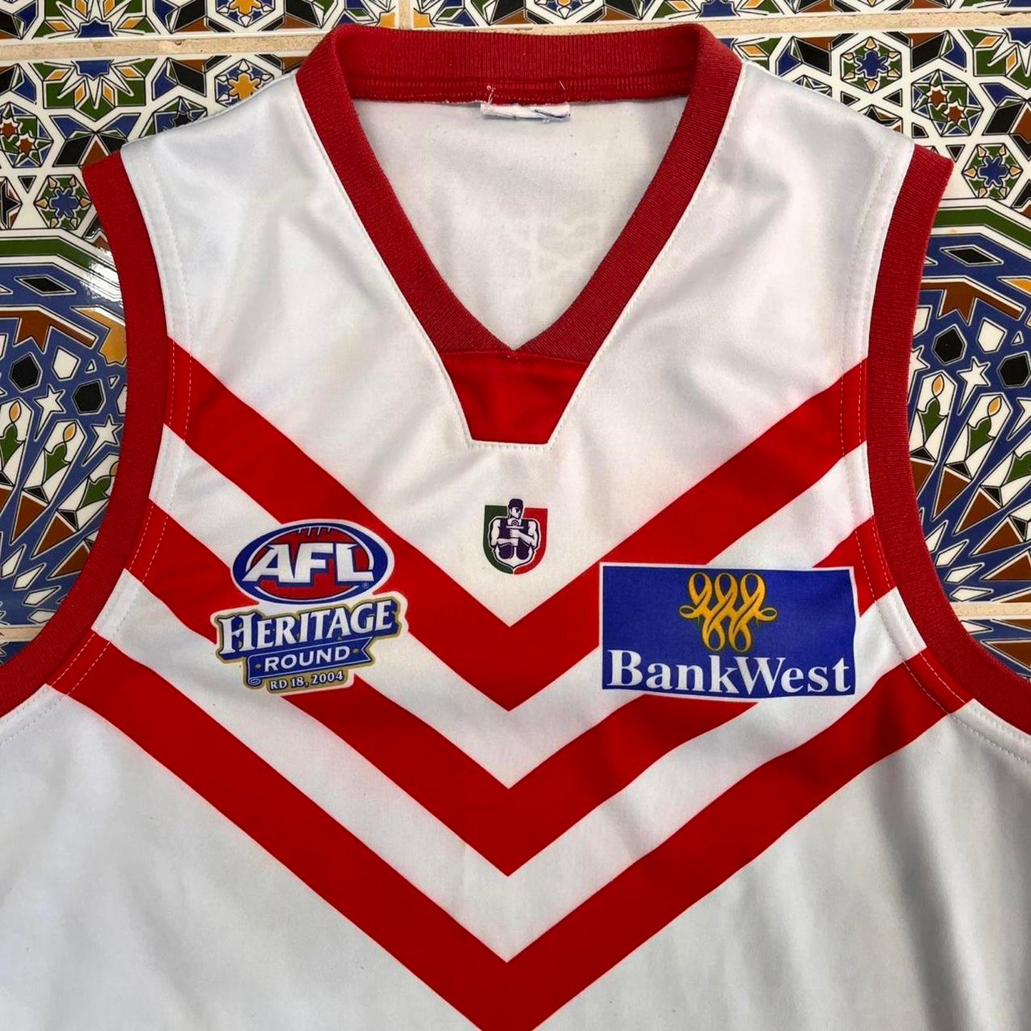 2004 heritage round Fremantle dockers jersey
