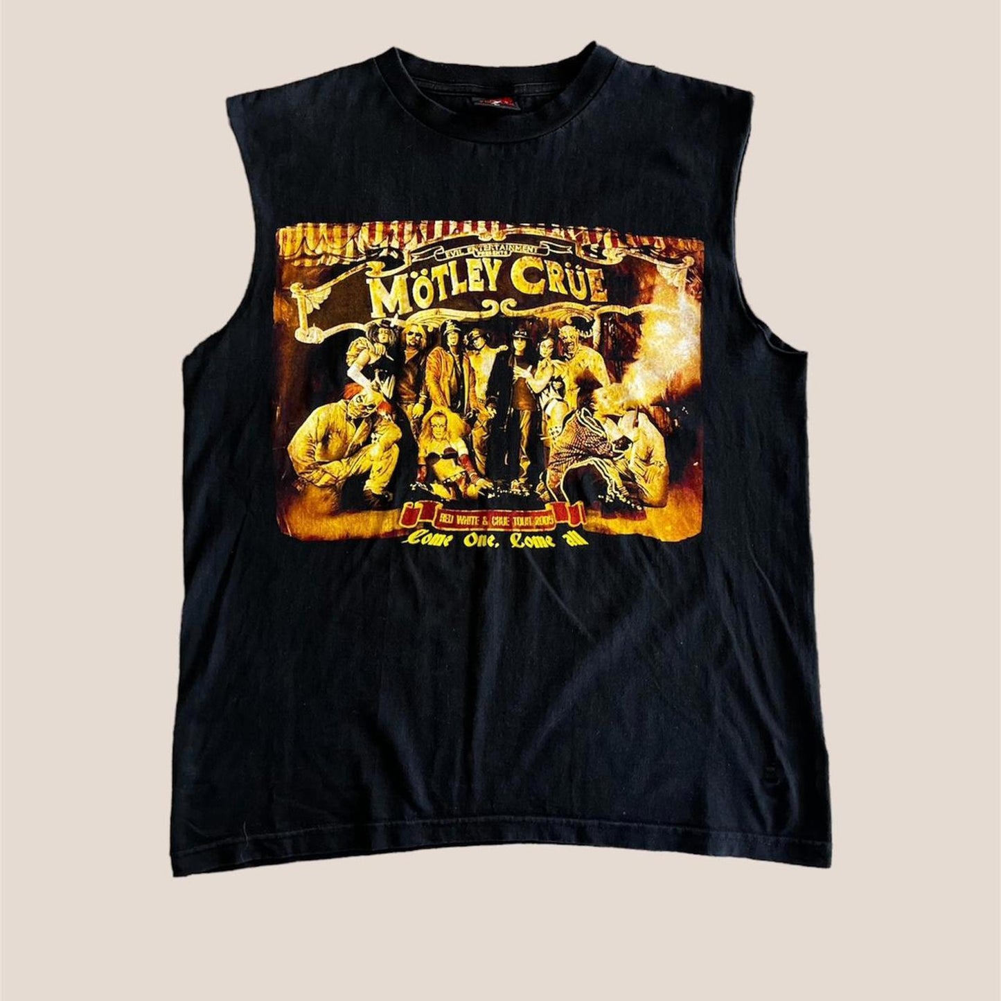 2005 red, white and crue Motley crue sleeveless tee