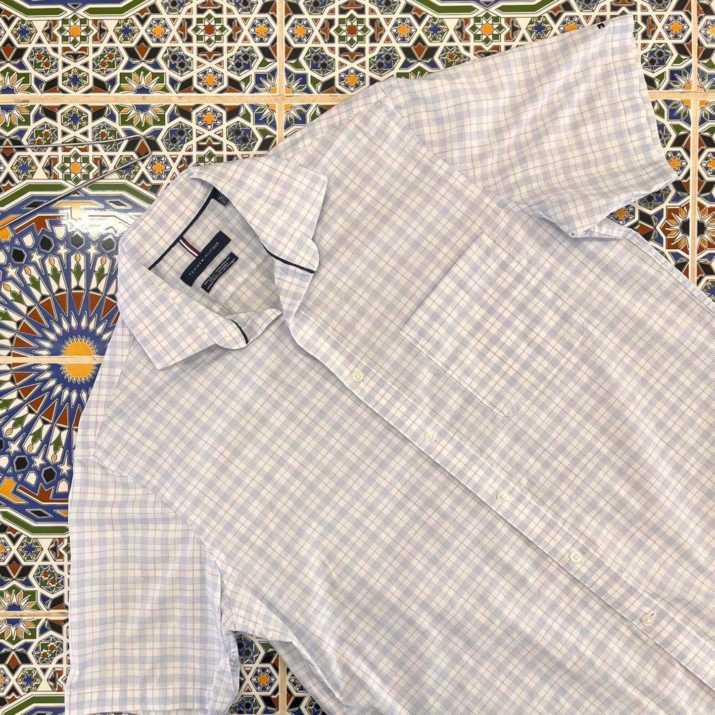 tommy hilfiger short sleeved button up shirt