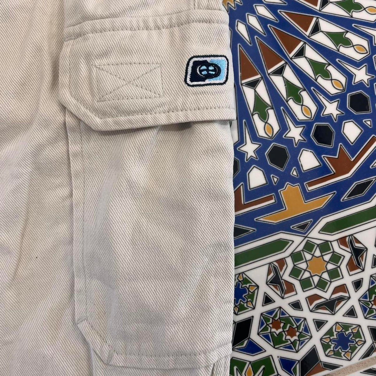 maui and sons vintage cargo shorts