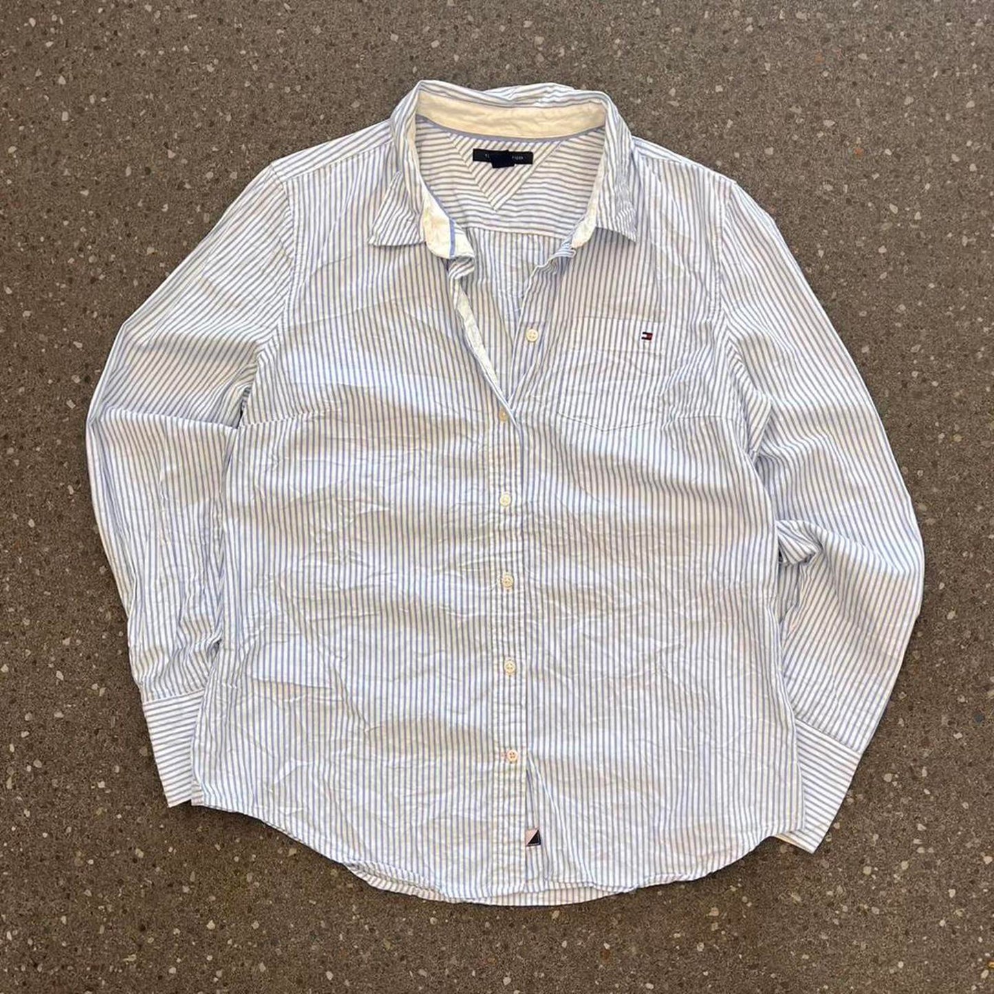 Women’s Tommy Hilfiger button up shirt