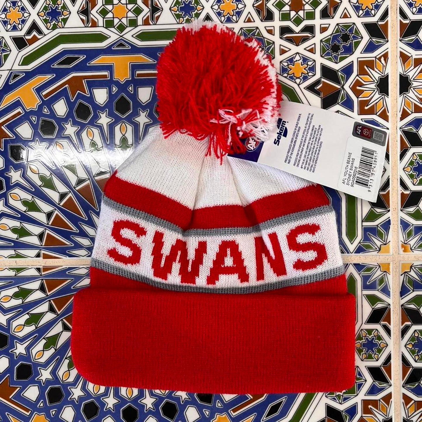 Youth Sydney swans beanie