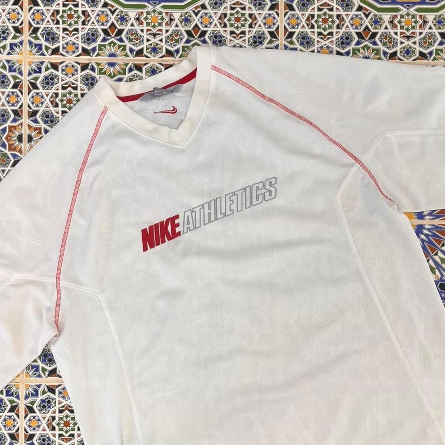Nike athletics long sleeve tee