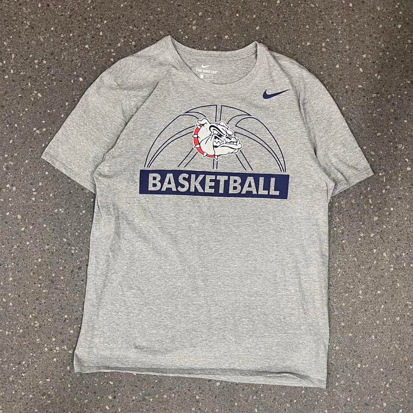 Nike tshirt