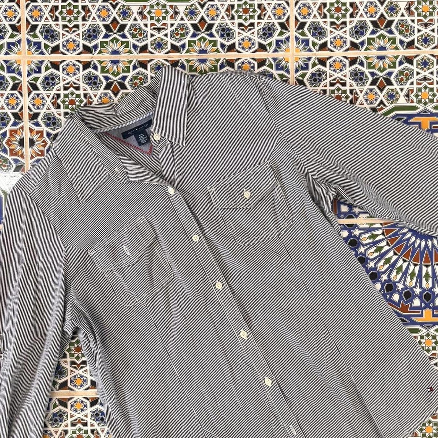 Women’s Tommy Hilfiger button up shirt