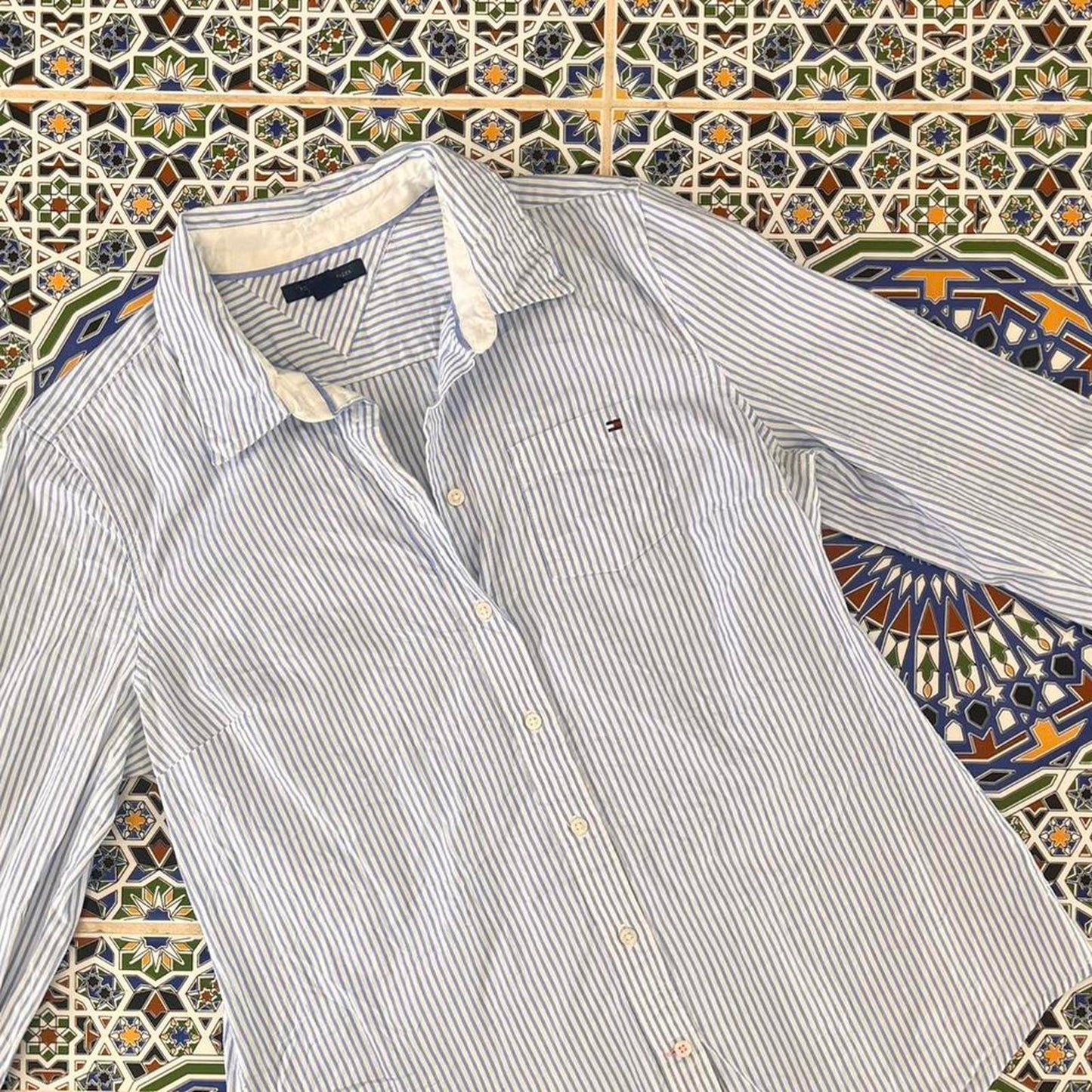 Women’s Tommy Hilfiger button up shirt