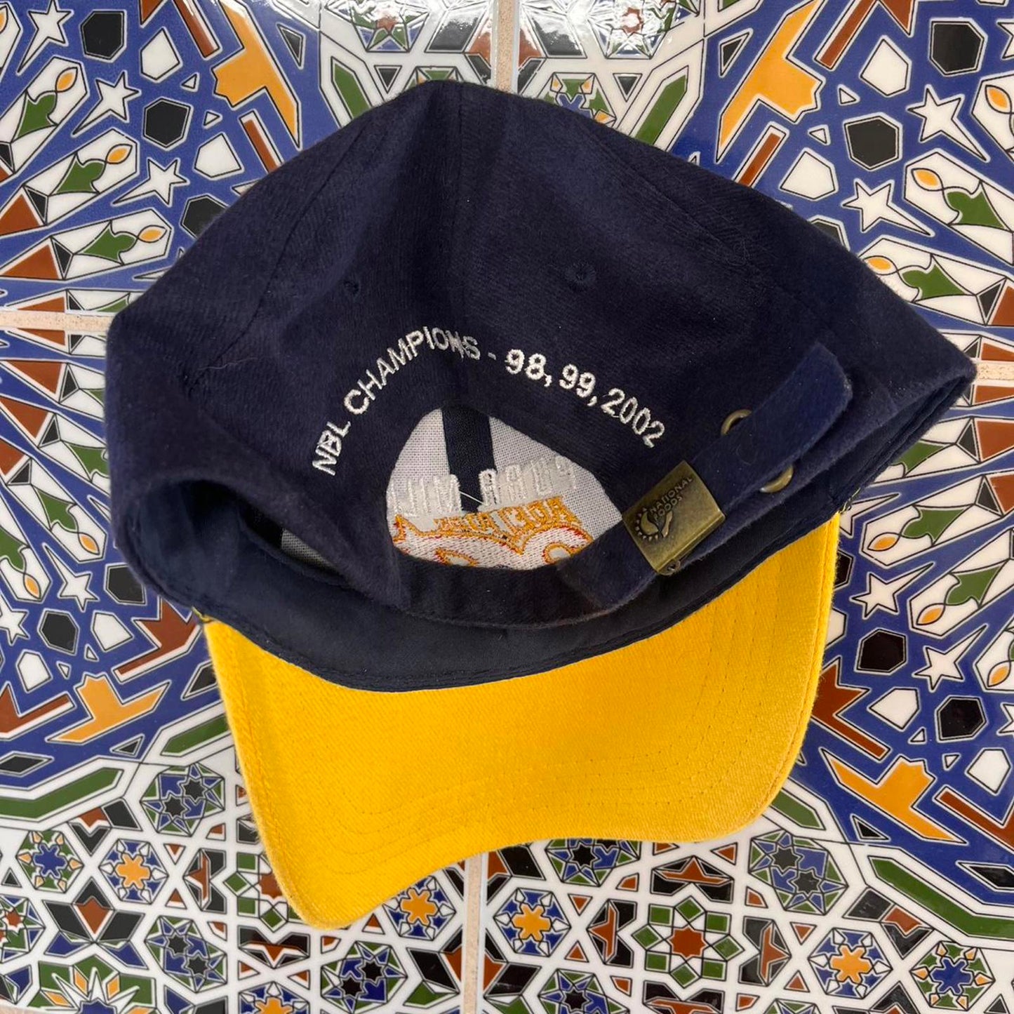 vintage adelaide #6ers NBL cap