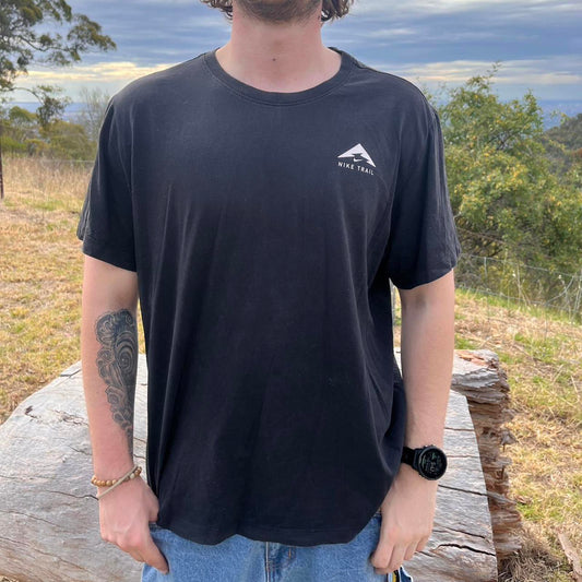 Nike trail tshirt