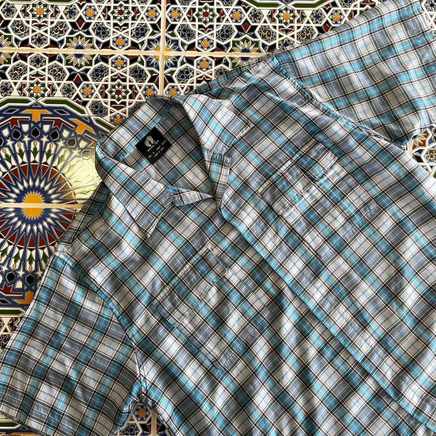 hang ten short sleeved button up shirt