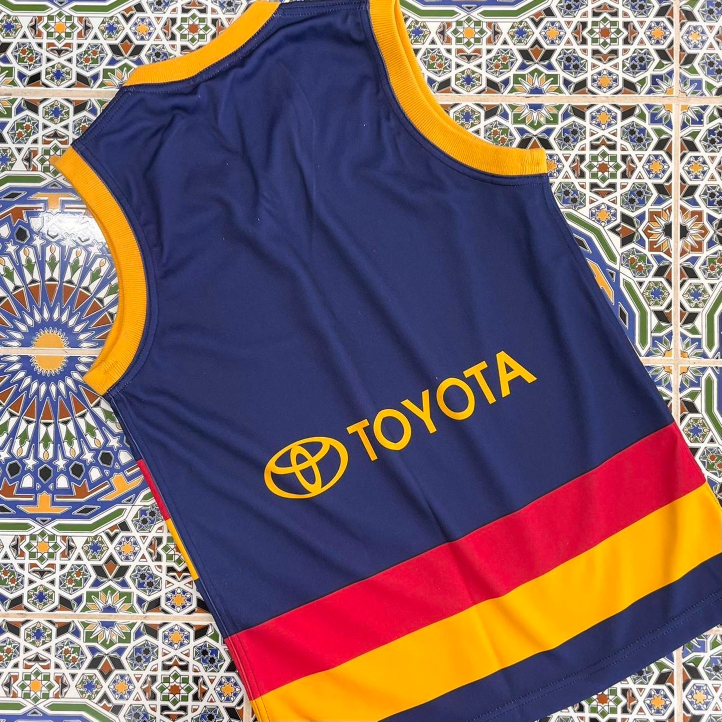 2003 Adelaide crows home jersey