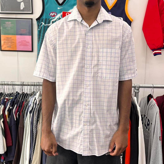 tommy hilfiger short sleeved button up shirt