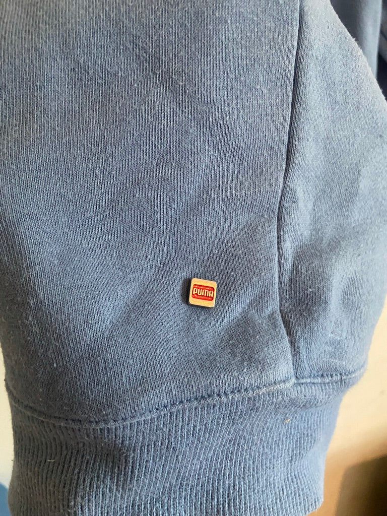 L Puma sweatshirt