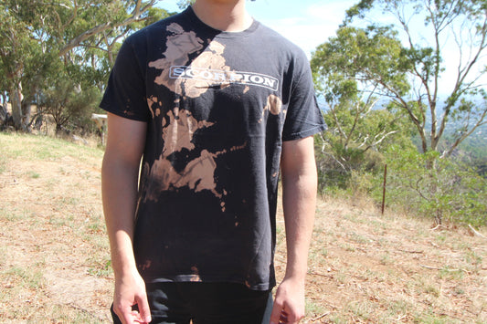 M Scorpion bleached tee