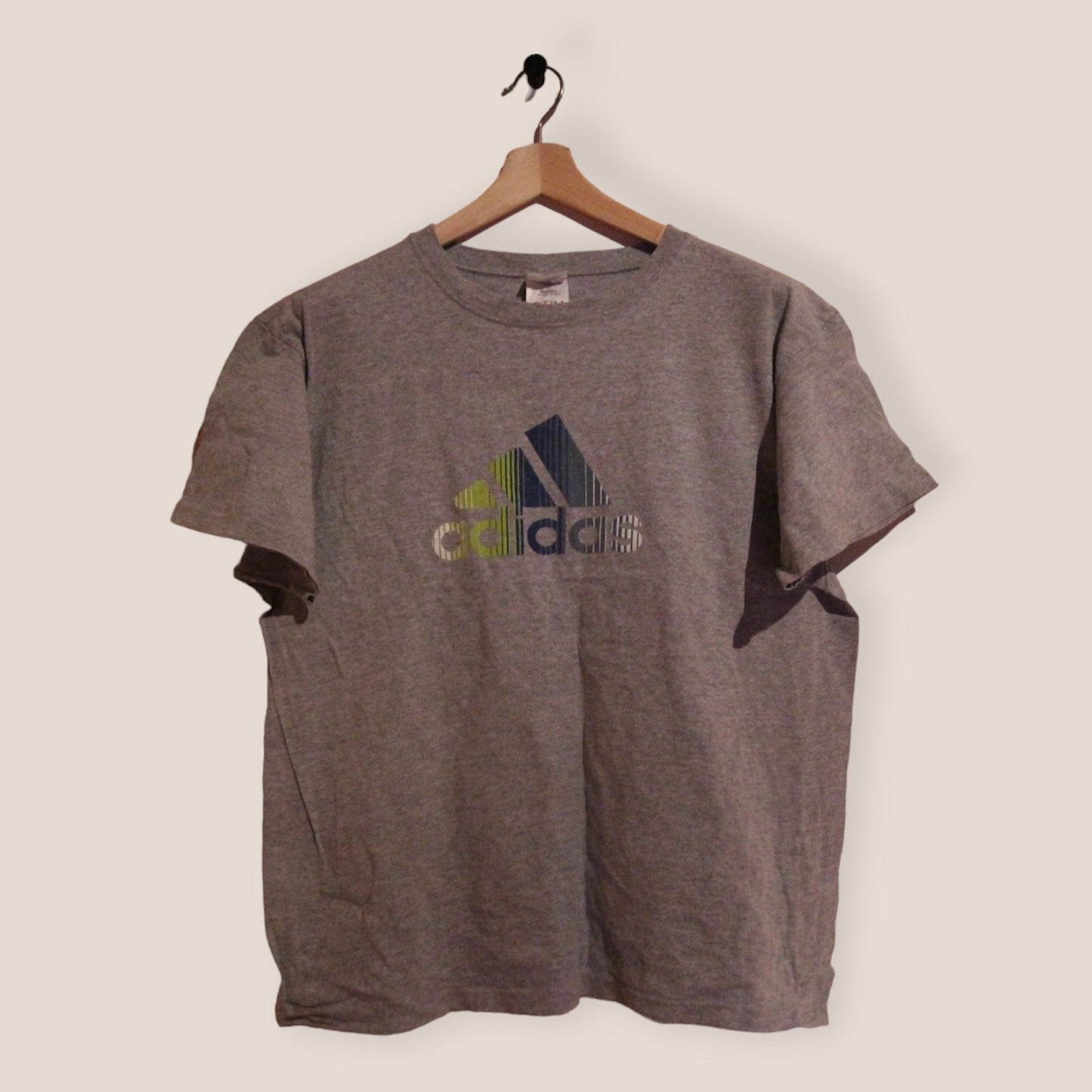 XL Adidas tee